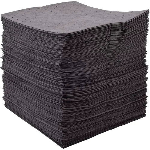 Global Industrial&#153; Universal Sorbent Pads, Lightweight, 15&quot;L x 18&quot;W, Gray, 200/Pack